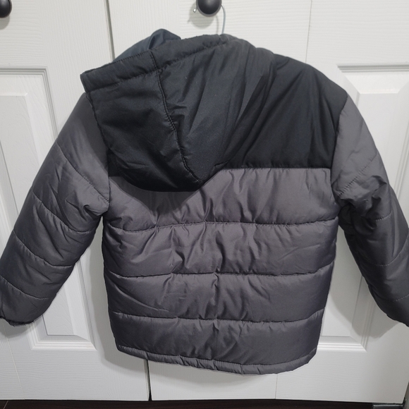 Cherokee Youth jacket - Picture 2 of 3